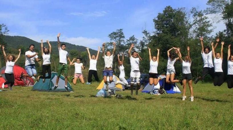 Ieşelniţa Camping In Clisura Dunarii מראה חיצוני תמונה