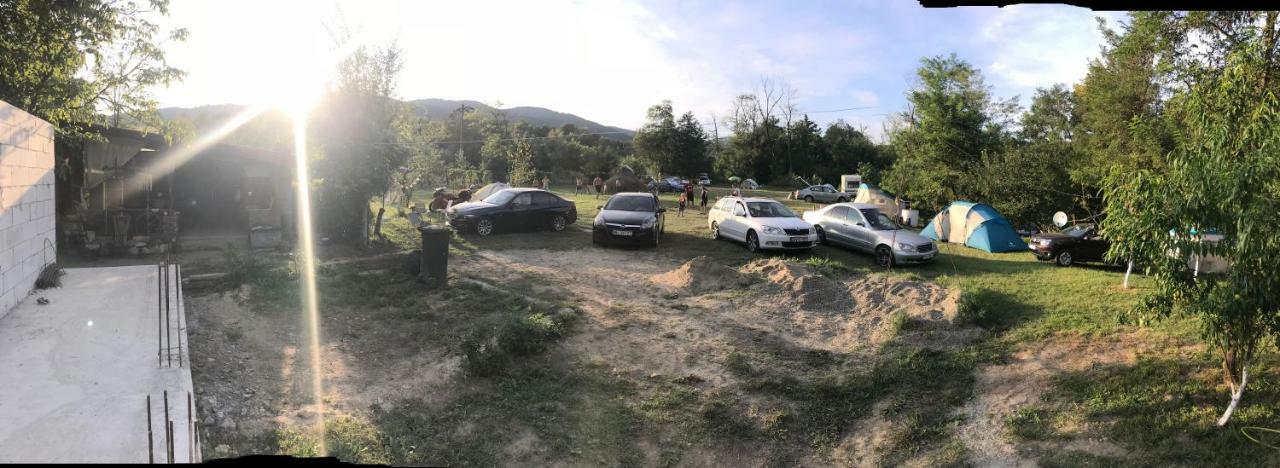Ieşelniţa Camping In Clisura Dunarii מראה חיצוני תמונה